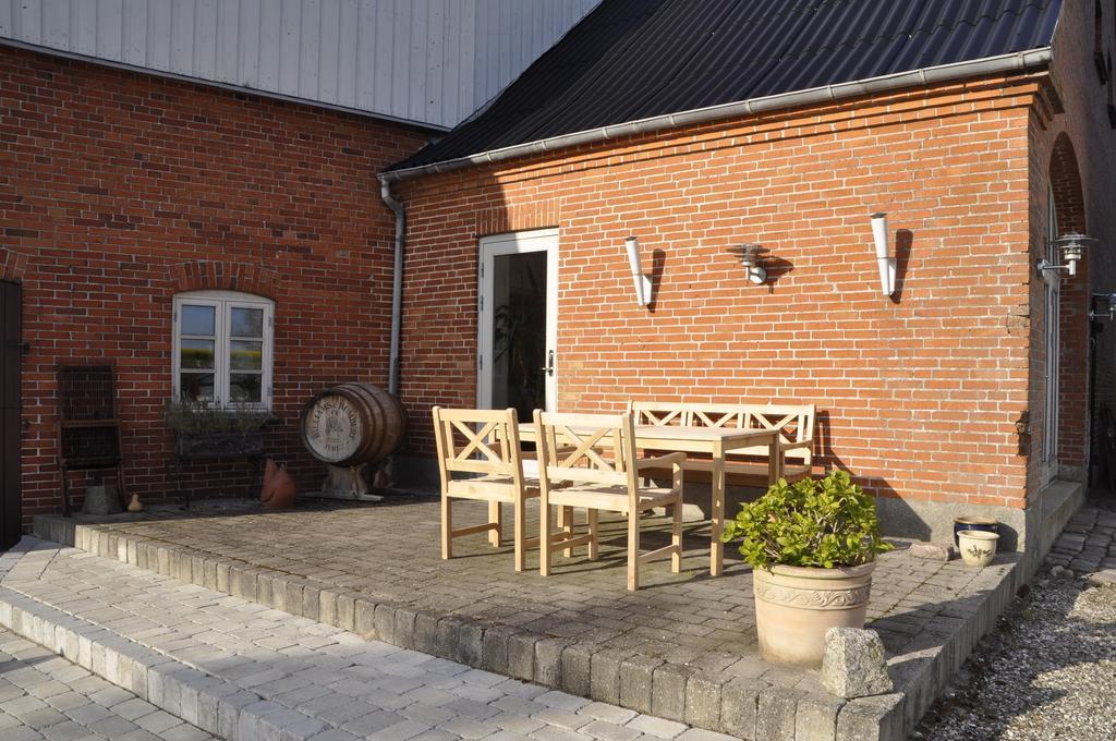 Lundsgaard Bed & Breakfast Fåborg Exteriör bild