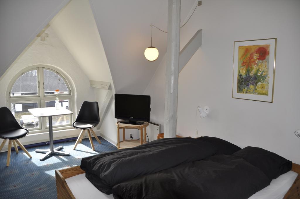 Lundsgaard Bed & Breakfast Fåborg Exteriör bild